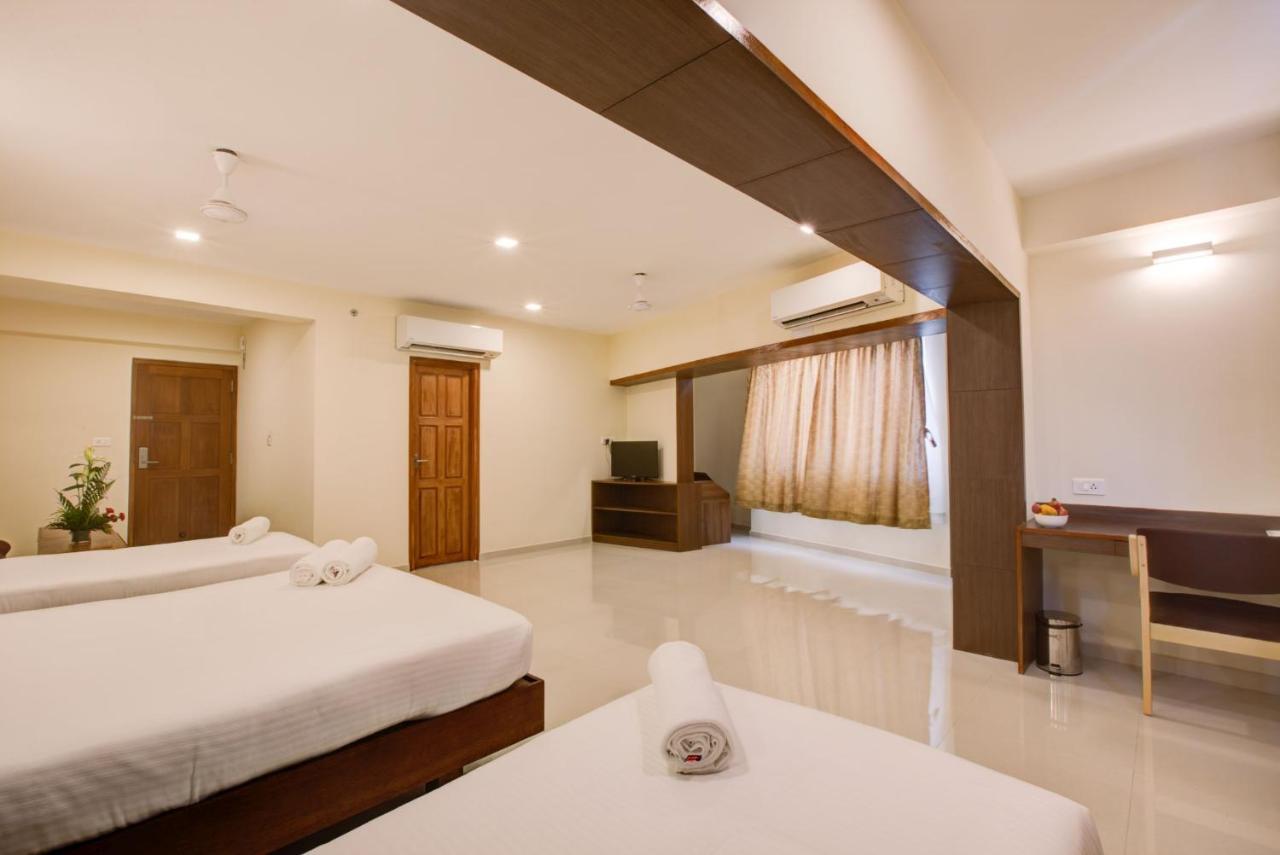 Hotel Bms Mangalore Esterno foto