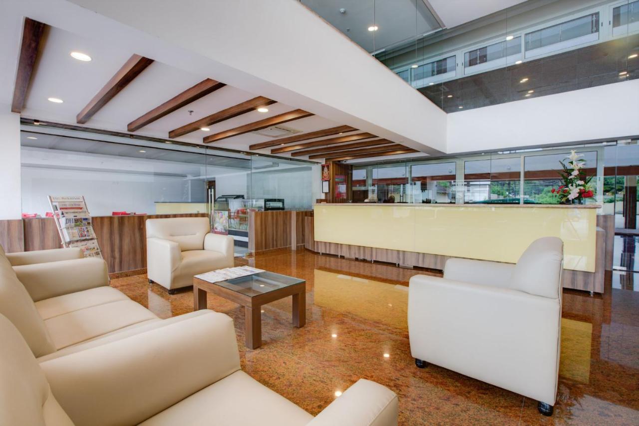Hotel Bms Mangalore Esterno foto
