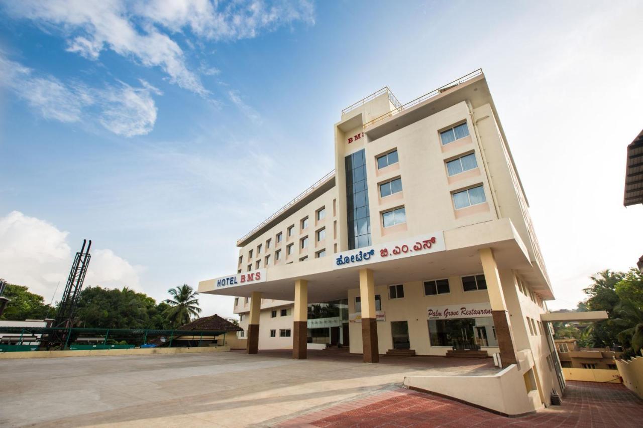 Hotel Bms Mangalore Esterno foto