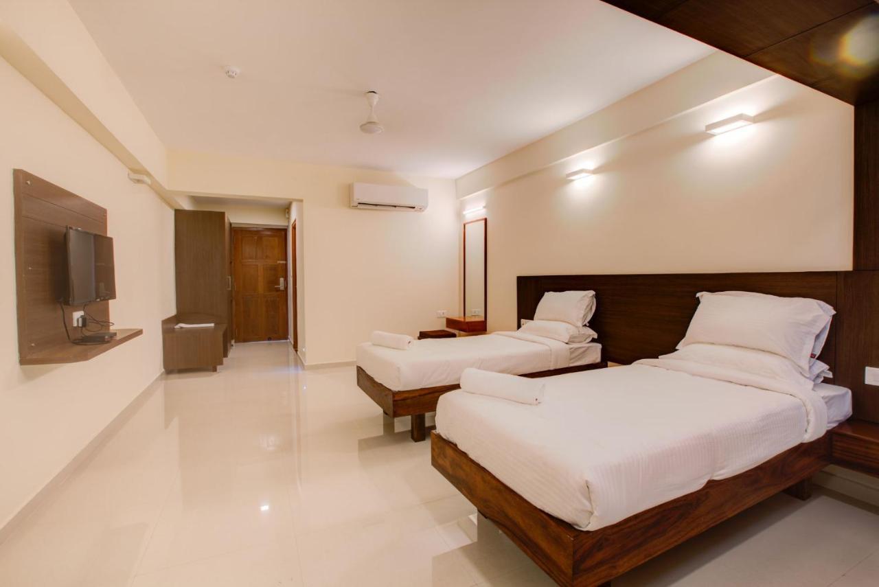 Hotel Bms Mangalore Esterno foto