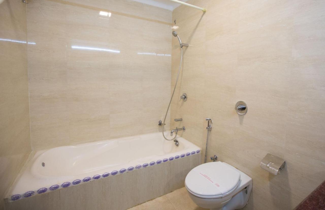 Hotel Bms Mangalore Esterno foto